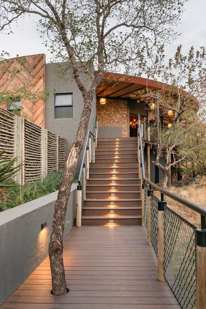 Luxury Safari Lodge